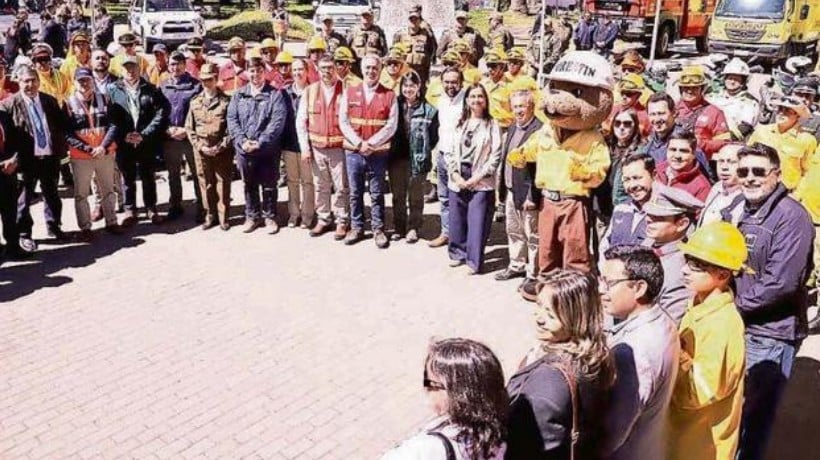 Ñuble refuerza estrategia contra incendios con más brigadas y recursos aéreos Ñuble refuerza estrategia contra incendios con más brigadas y recursos aéreos