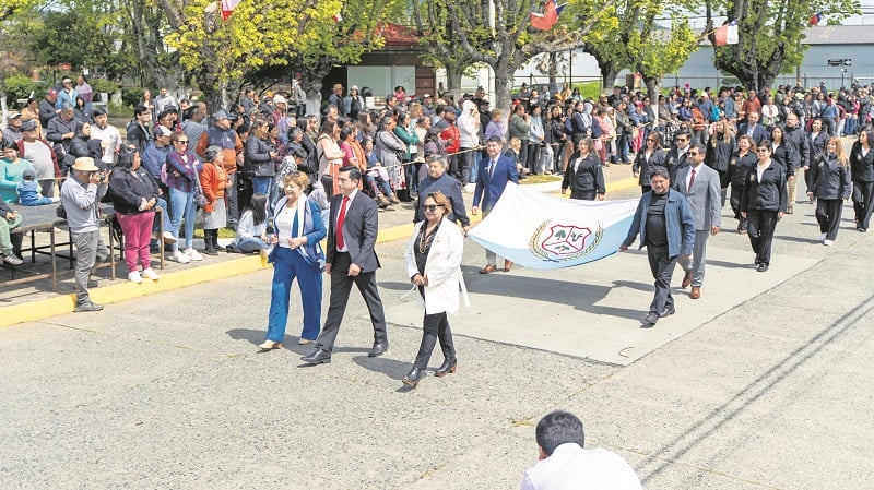 Paillaco festejó sus 91 años con desfile y premiaciones Paillaco festejó sus 91 años con desfile y premiaciones