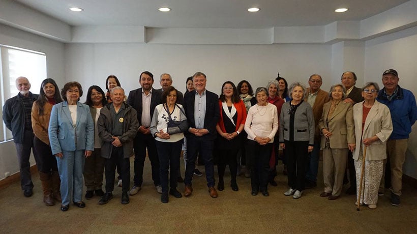 Más de 1.400 docentes reciben el primer pago de la deuda histórica en la Región de Valparaíso Más de 1.400 docentes reciben el primer pago de la deuda histórica en la Región de Valparaíso