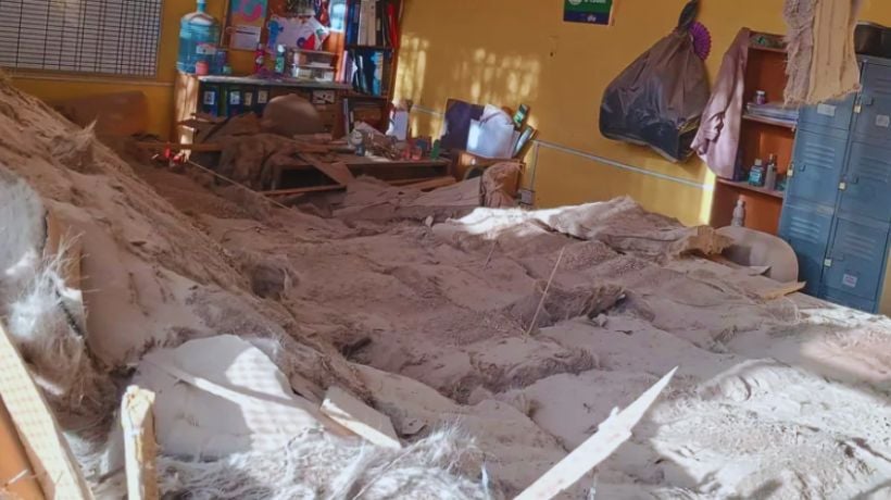 Fuera de riesgo vital se encuentra funcionario del Liceo de Calama tras colapso de cielo raso Fuera de riesgo vital se encuentra funcionario del Liceo de Calama tras colapso de cielo raso