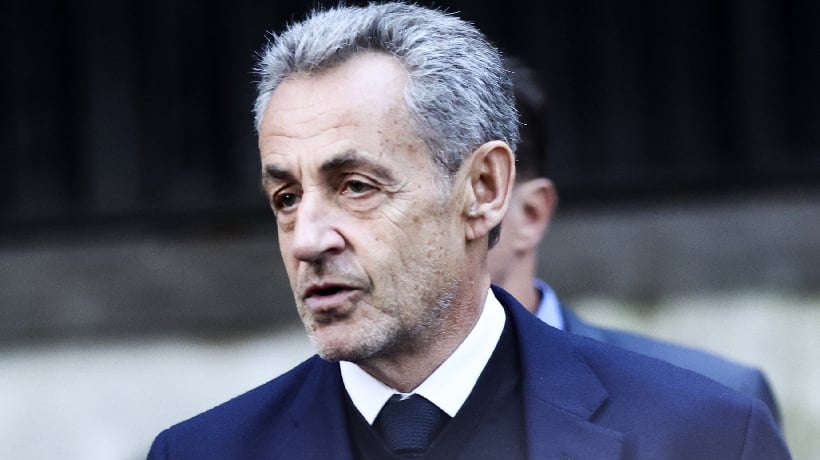 Ex presidente francés Nicolas Sarkozy ingresó a la cárcel para cumplir una condena de cinco años Ex presidente francés Nicolas Sarkozy ingresó a la cárcel para cumplir una condena de cinco años