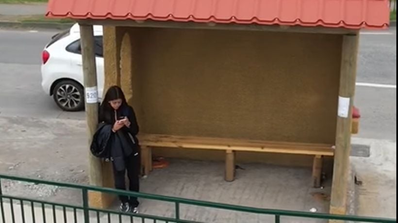Paradero quedó detrás de una reja en San Pedro de la Paz: desde el MOP indicaron que será reubicado Paradero quedó detrás de una reja en San Pedro de la Paz: desde el MOP indicaron que será reubicado