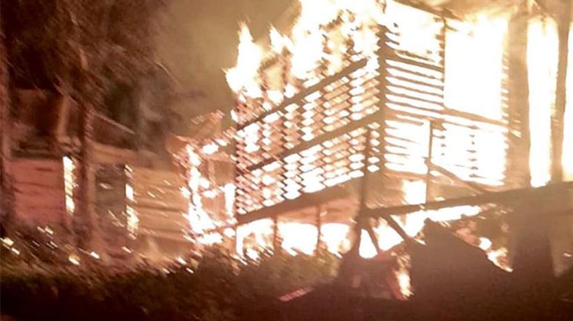 Envían a la cárcel a mujer acusada por incendiar casa con su familia adentro Envían a la cárcel a mujer acusada por incendiar casa con su familia adentro