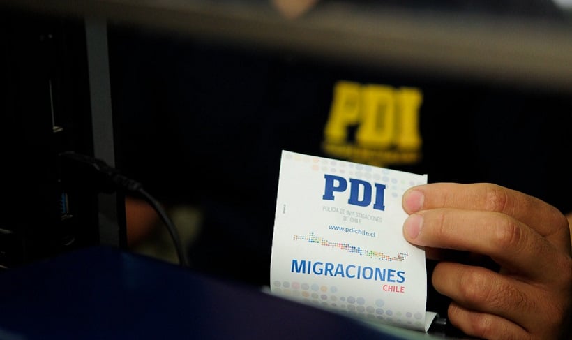 PDI realiza intensa fiscalización a extranjeros en el centro de Temuco