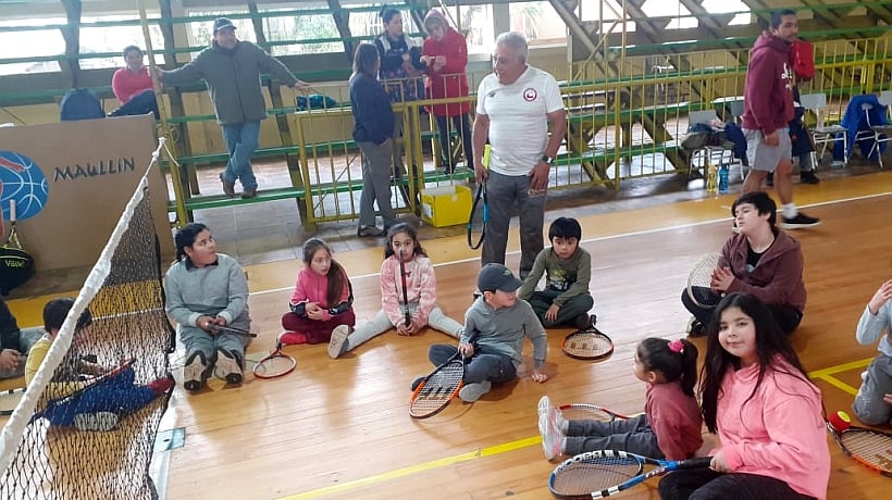 Buscan reactivar el tenis en Puerto Montt recuperando las canchas del Parque La Paloma Buscan reactivar el tenis en Puerto Montt recuperando las canchas del Parque La Paloma