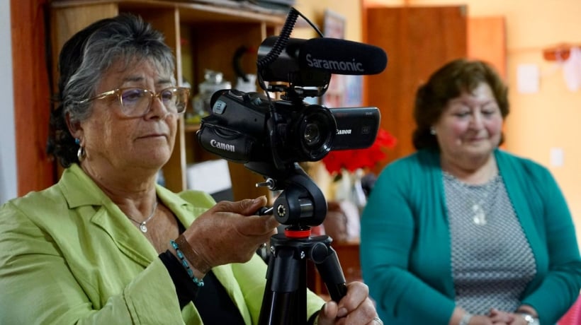 Personas mayores de Papudo crean canal comunitario para rescatar la memoria local Personas mayores de Papudo crean canal comunitario para rescatar la memoria local