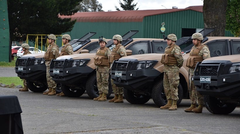 Finaliza compra de 18 camionetas blindadas al Ejército por $2.700 millones Finaliza compra de 18 camionetas blindadas al Ejército por $2.700 millones