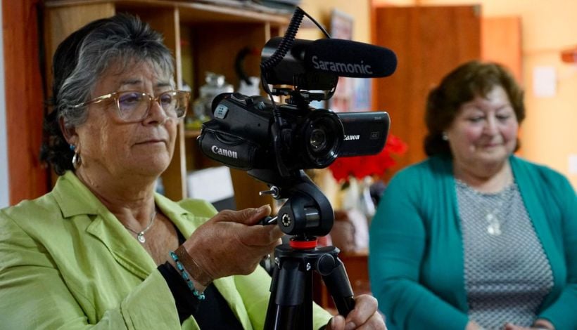 Adultos mayores de Papudo rescatan la historia local a través de la creación audiovisual Adultos mayores de Papudo rescatan la historia local a través de la creación audiovisual