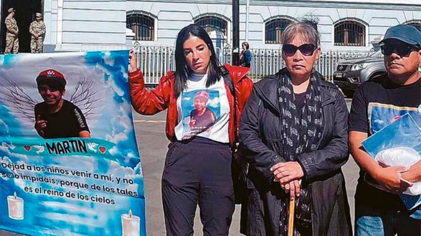 Madre de joven desaparecido en Valparaíso: "Nos estaba faltando para el alimento, por eso mi hijo salió a mariscar" Madre de joven desaparecido en Valparaíso: "Nos estaba faltando para el alimento, por eso mi hijo salió a mariscar"