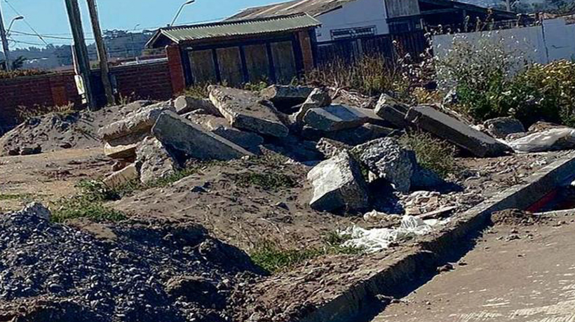 Vecinos de Playas Blancas acusan presunto abandono de las obras en el borde costero Vecinos de Playas Blancas acusan presunto abandono de las obras en el borde costero