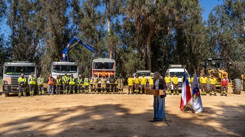 Municipio de Quilpué anunció más de 17.000 metros de deshierbe de cara la temporada de incendios Municipio de Quilpué anunció más de 17.000 metros de deshierbe de cara la temporada de incendios