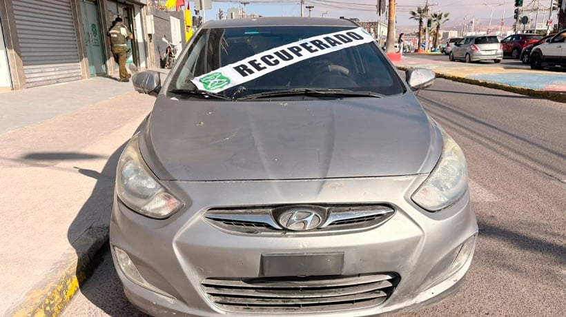 Carabineros detuvo a sujeto por el delito de receptación de vehículo en Alto Hospicio Carabineros detuvo a sujeto por el delito de receptación de vehículo en Alto Hospicio