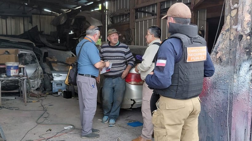 Municipalidad de Temuco multa a talleres mecánicos que funcionaban ilegalmente Municipalidad de Temuco multa a talleres mecánicos que funcionaban ilegalmente