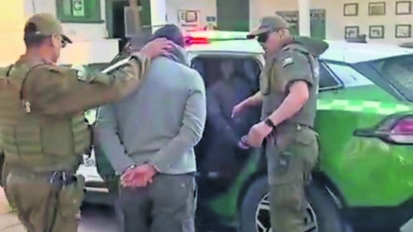 Detienen a tres extranjeros por tráfico de migrantes en operativo fronterizo en la Región de Antofagasta Detienen a tres extranjeros por tráfico de migrantes en operativo fronterizo en la Región de Antofagasta