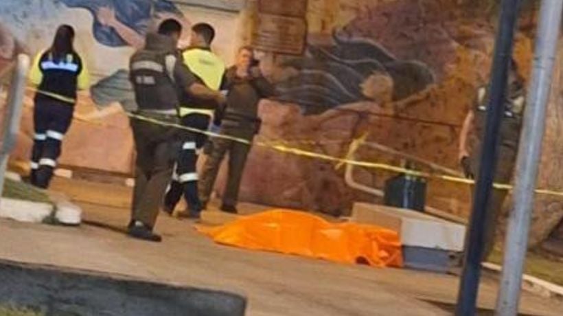 Sigue misterio en hallazgo de cadáver en la plaza de la población Matta de Antofagasta Sigue misterio en hallazgo de cadáver en la plaza de la población Matta de Antofagasta