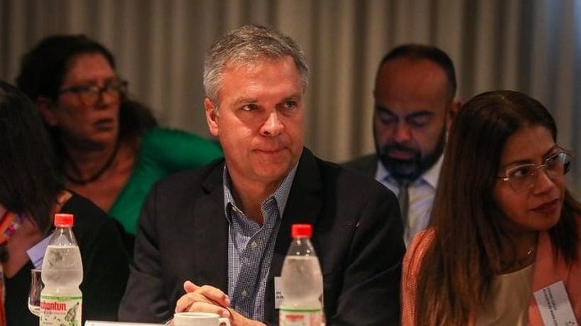 Dura declaración de RN en Antofagasta contra Sacha Razmilic: “Normaliza actitudes ofensivas y machistas” Dura declaración de RN en Antofagasta contra Sacha Razmilic: “Normaliza actitudes ofensivas y machistas”
