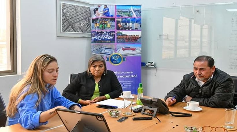 Proyecto reciclable “El Gigante Vestido” busca transformar el desierto en Alto Hospicio Proyecto reciclable “El Gigante Vestido” busca transformar el desierto en Alto Hospicio