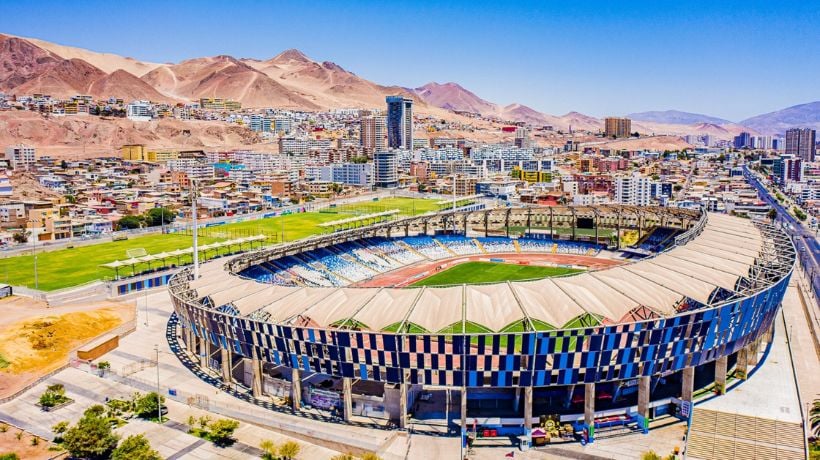 CDA y municipio de Antofagasta pactan pago de $200 millones para regularizar uso del Estadio Calvo y Bascuñán CDA y municipio de Antofagasta pactan pago de $200 millones para regularizar uso del Estadio Calvo y Bascuñán