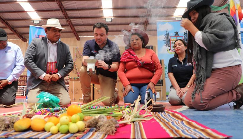 Subsecretario de Agricultura entregó motobombas y presentó proyectos para fortalecer la agricultura en la región Subsecretario de Agricultura entregó motobombas y presentó proyectos para fortalecer la agricultura en la región