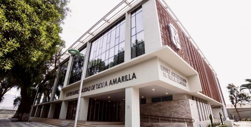 Fiscalía obtuvo condenas para tres imputados por corrupción en municipio de Tierra Amarilla Fiscalía obtuvo condenas para tres imputados por corrupción en municipio de Tierra Amarilla