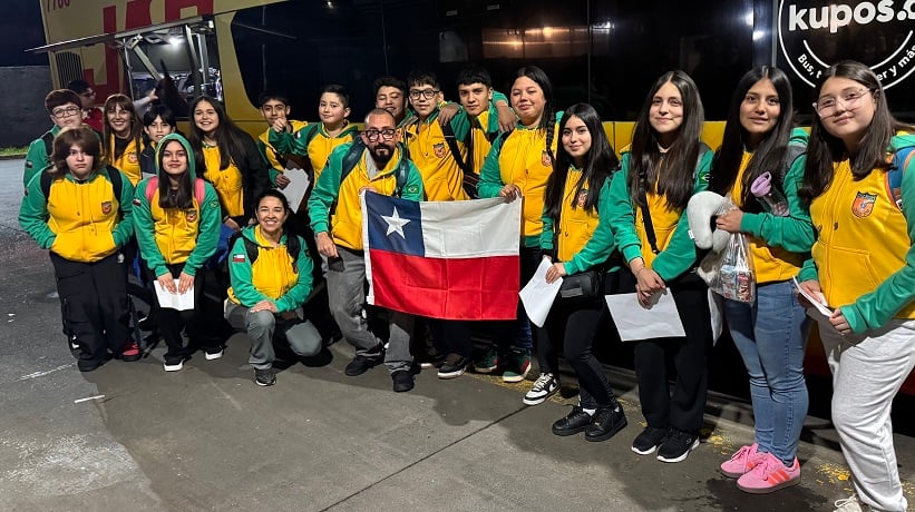 Estudiantes del Colegio Siglo XXI de Temuco inician intercambio pedagógico en Brasil Estudiantes del Colegio Siglo XXI de Temuco inician intercambio pedagógico en Brasil