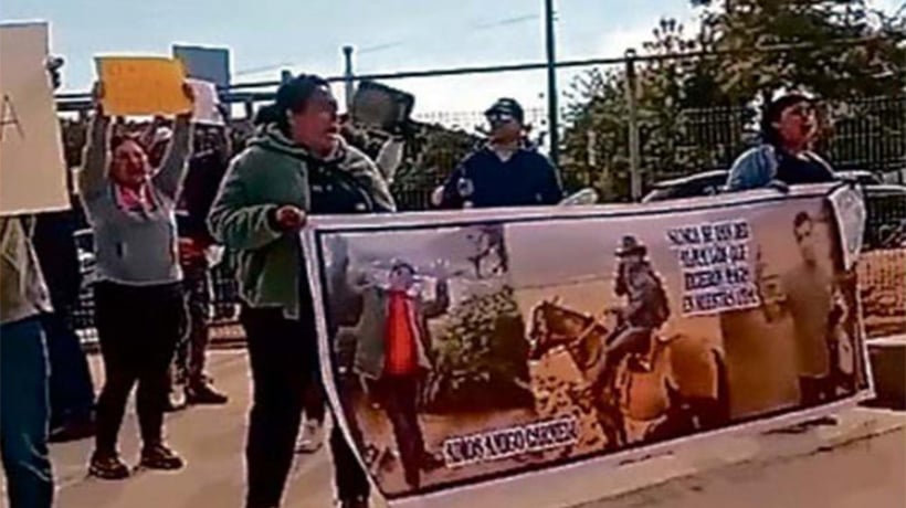 Con protesta piden aclarar muerte de motorista: cercanos apuntan a crimen Con protesta piden aclarar muerte de motorista: cercanos apuntan a crimen