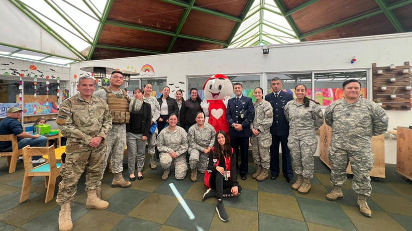 FACh se une a la campaña “Ponte en Mi Lugar” del Instituto Teletón de Valparaíso FACh se une a la campaña “Ponte en Mi Lugar” del Instituto Teletón de Valparaíso