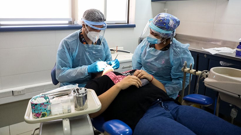 Diputado PSC exige acciones al Ministerio de Salud por listas de espera odontológicas Diputado PSC exige acciones al Ministerio de Salud por listas de espera odontológicas