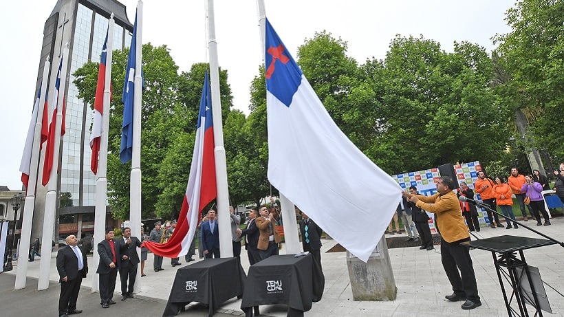 Temuco conmemora el Día de las Iglesias Evangélicas con tradicional izamiento de bandera Temuco conmemora el Día de las Iglesias Evangélicas con tradicional izamiento de bandera
