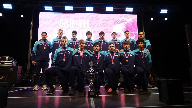 Bronce en básquetbol varones Sub 17 obtuvo el Colegio Alemán de Puerto Varas Bronce en básquetbol varones Sub 17 obtuvo el Colegio Alemán de Puerto Varas