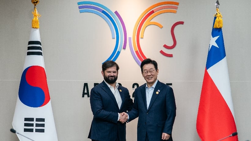 Boric y el presidente surcoreano acuerdan impulsar innovación y cultura durante el APEC Boric y el presidente surcoreano acuerdan impulsar innovación y cultura durante el APEC
