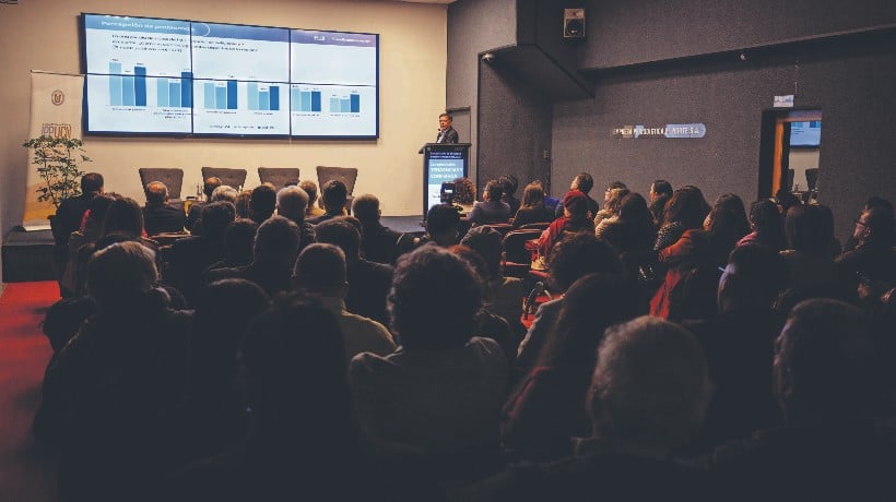 Barómetro UCN: Jara, Kast y Parisi lideran intención de voto presidencial en la región de Antofagasta Barómetro UCN: Jara, Kast y Parisi lideran intención de voto presidencial en la región de Antofagasta