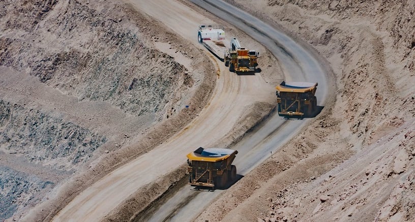 Sindicatos de supervisores denuncia despidos masivos en Escondida: reestructuración interna Sindicatos de supervisores denuncia despidos masivos en Escondida: reestructuración interna