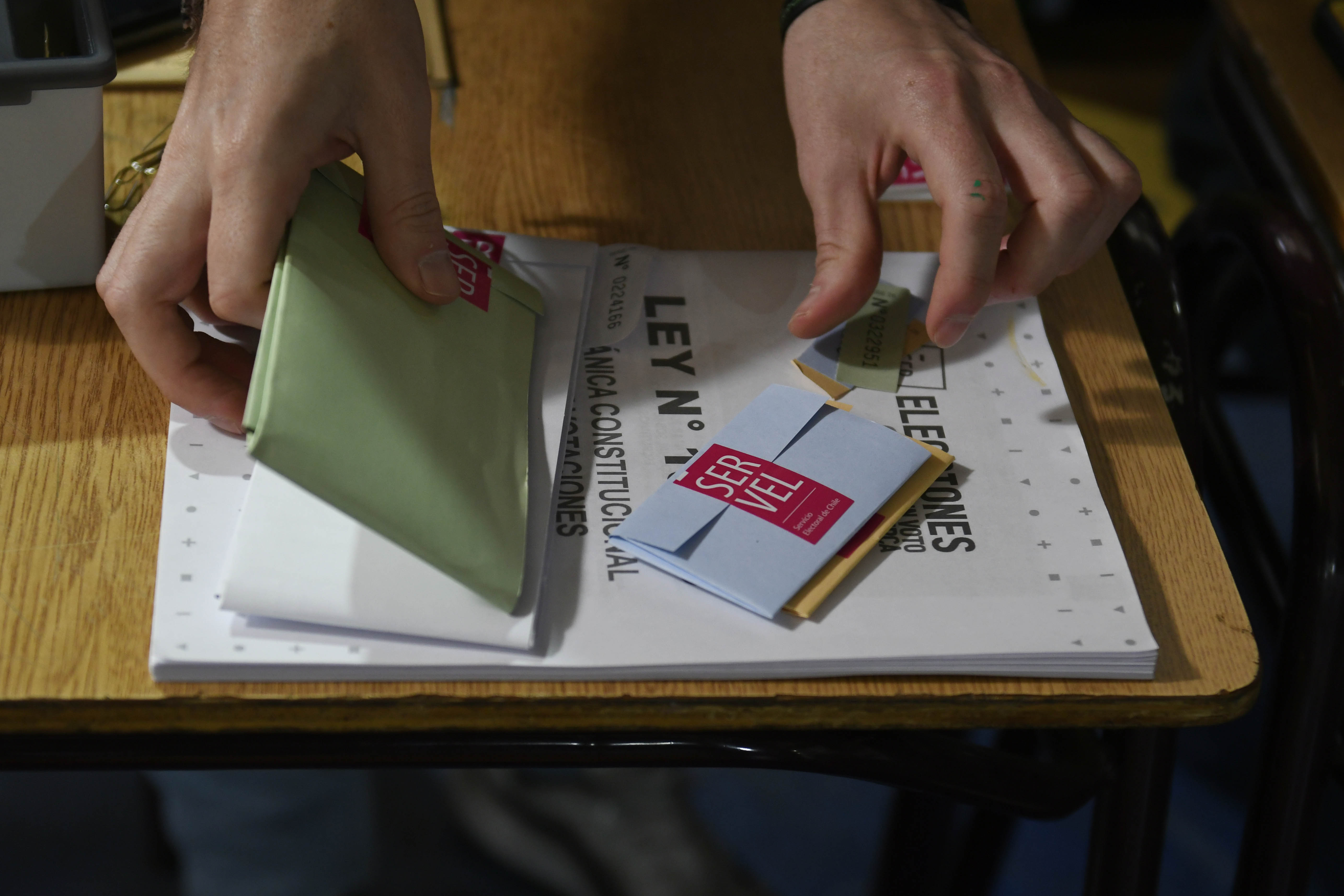 Venció plazo de excusas: Servel publicó nómina definitiva de vocales de mesa Venció plazo de excusas: Servel publicó nómina definitiva de vocales de mesa