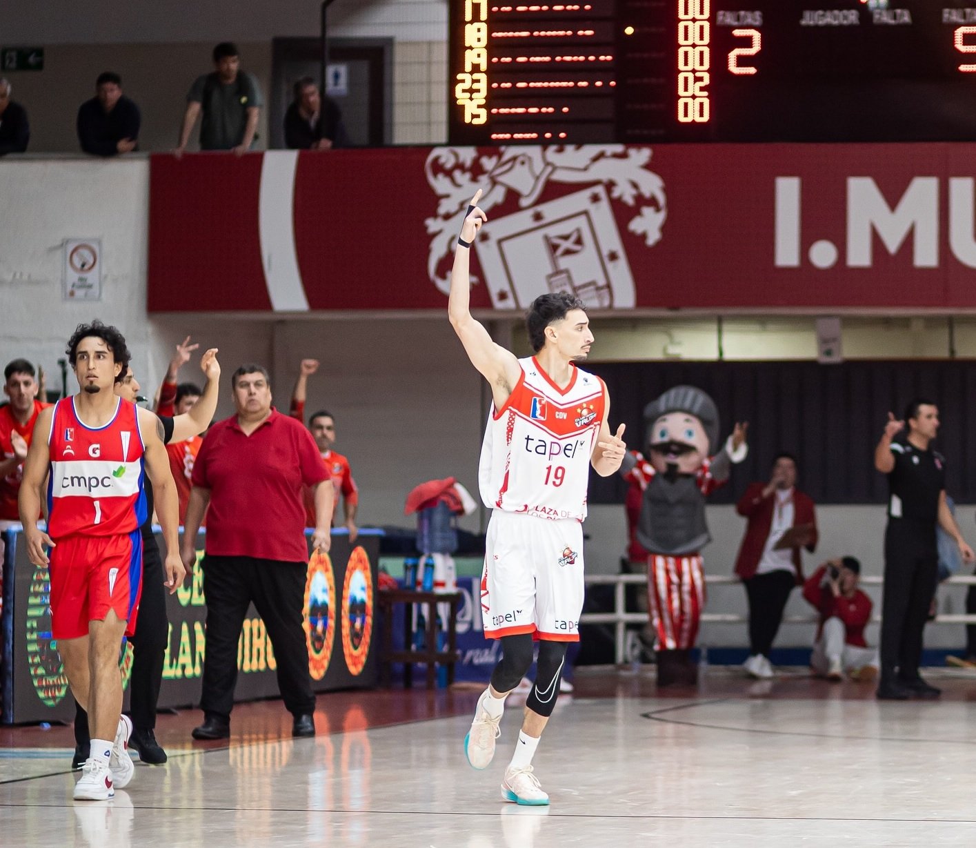 CDV y Los Leones de Quilpué se enfrentan mañana por el título de la Copa Chile CDV y Los Leones de Quilpué se enfrentan mañana por el título de la Copa Chile