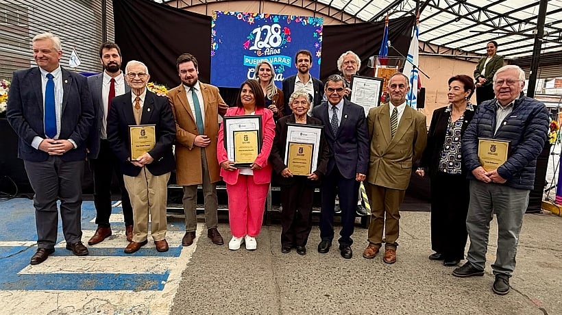 Empresario de Puerto Varas fue reconocido como hijo ilustre en aniversario 128 de la comuna