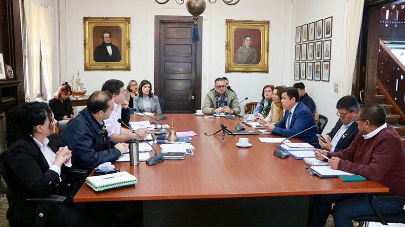 Catapilco da un paso clave para concretar el sueño de las viviendas sociales