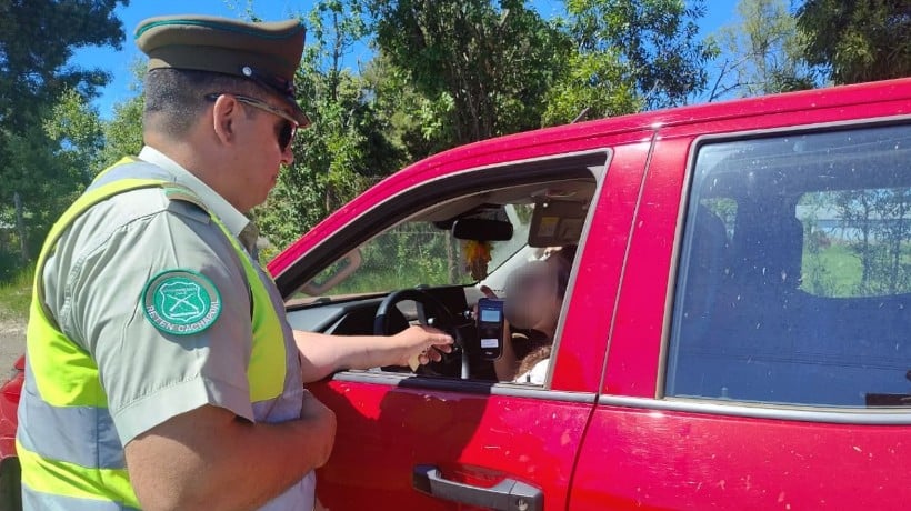 Fin de semana largo: 15 conductores detenidos y 102 infracciones por exceso de velocidad en Ñuble