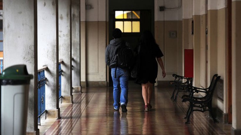 Consumo de medicamentos sin receta en universitarios crece en la Región de Valparaíso