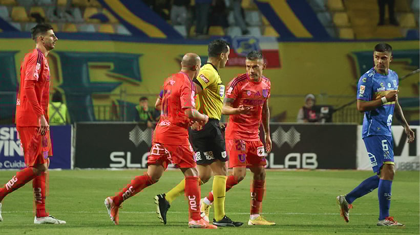 Paro de árbitros no amenaza duelo entre Universidad de Chile y Everton
