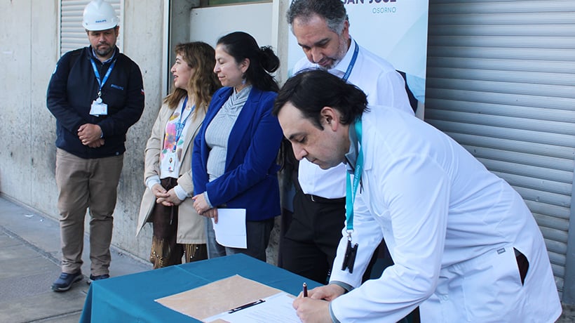 Entregan terreno para angiógrafo en Hospital Base de Osorno