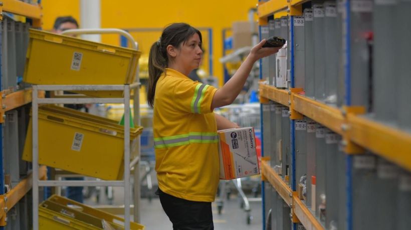 Mercado Libre habilita de su primer centro de almacenamiento en San Pedro de la Paz: es el primero de regiones