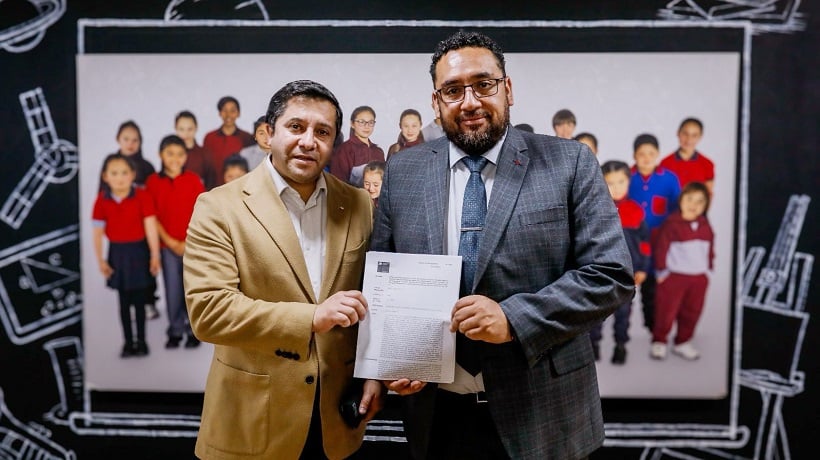 Ministro de Educación se reúne con alcalde de Lautaro para coordinar apertura de nuevo liceo bilingüe