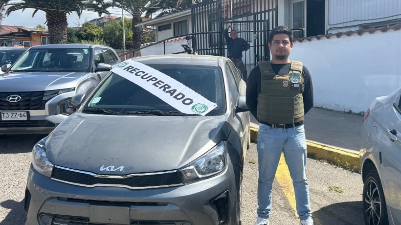 Detienen en Viña del Mar a hombre que conducía auto robado con patentes adulteradas