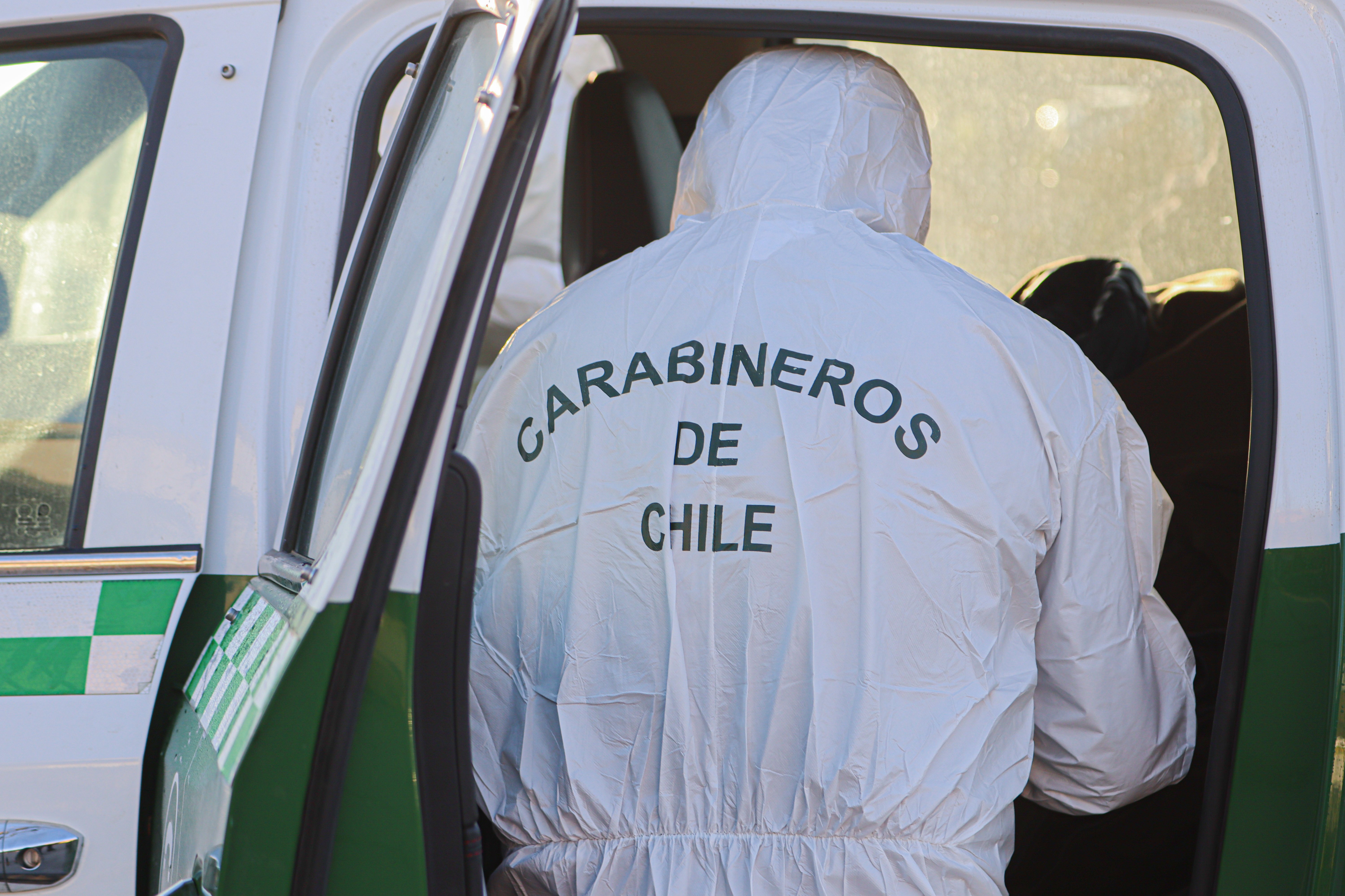 Tras hallazgo de cuerpos en San Vicente: Encuentran casa de tortura y nuevas osamentas en el lugar