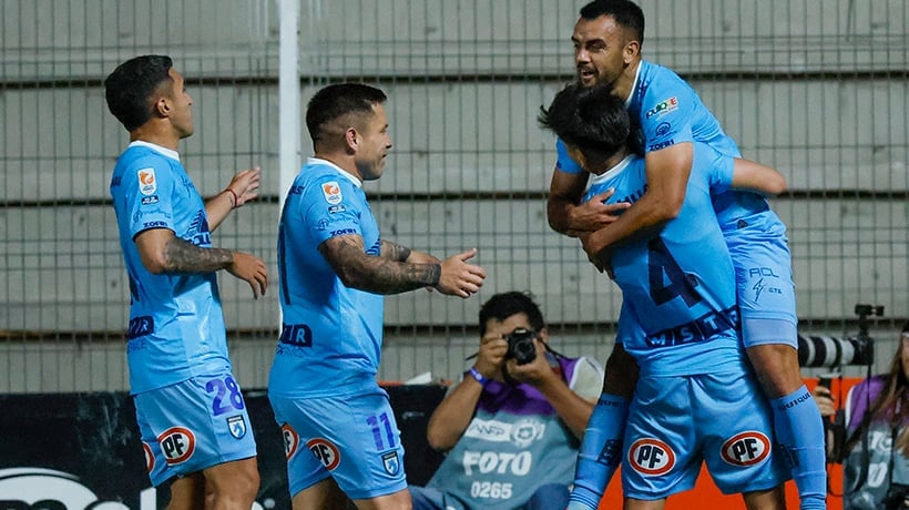 Triunfo lleno de esperanza: Deportes Iquique derrotó por 2-1 a Unión La Calera en el Nicolás Chahuán