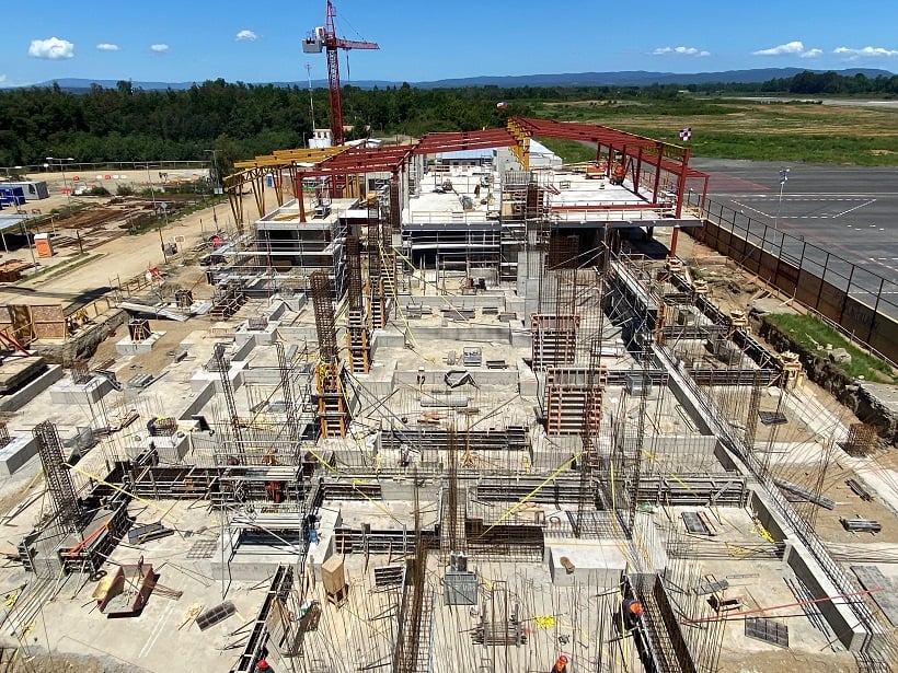 MOP avanza en modernización de Aeródromo Pichoy de  Los Ríos con trabajos de obra gruesa