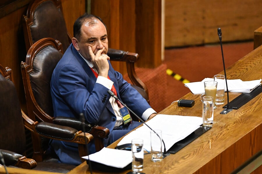 Senado revisa AC contra el juez Ulloa