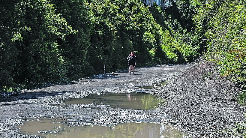 Acusan falta de ayuda por mal estado de caminos en sector Pelluco de Puerto Montt