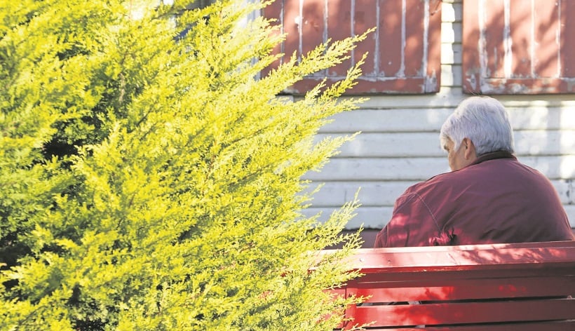 75 mil adultos mayores se verían beneficiados con rebaja de contribuciones